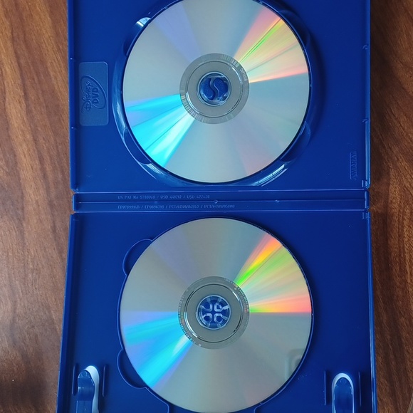 Disney Pocahontas DVD - Picture 5 of 5